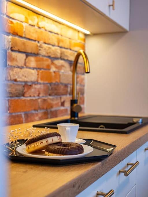 Chic Apartment In Historic Koneser Area Varsavia Esterno foto